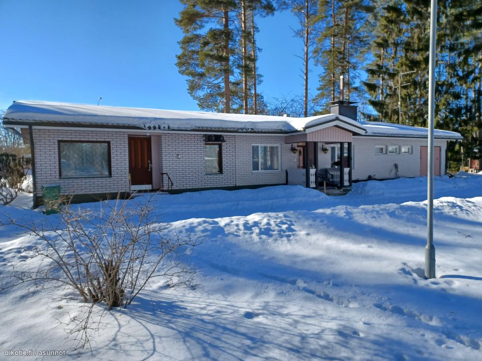 155 m² Ratinperäntie 4, 43700 Kyyjärvi Omakotitalo 5h myynnissä - Oikotie  17212840