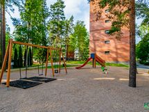 Lapset huomioitu sisäpihalla