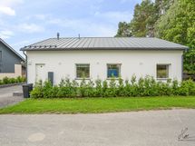 Kuvia saman rakennuttajan aiemmin valmistuneesta kohteesta.