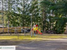 Sisäpihan näkymää