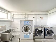 Taloyhtiöstä löytyy pesutupa.