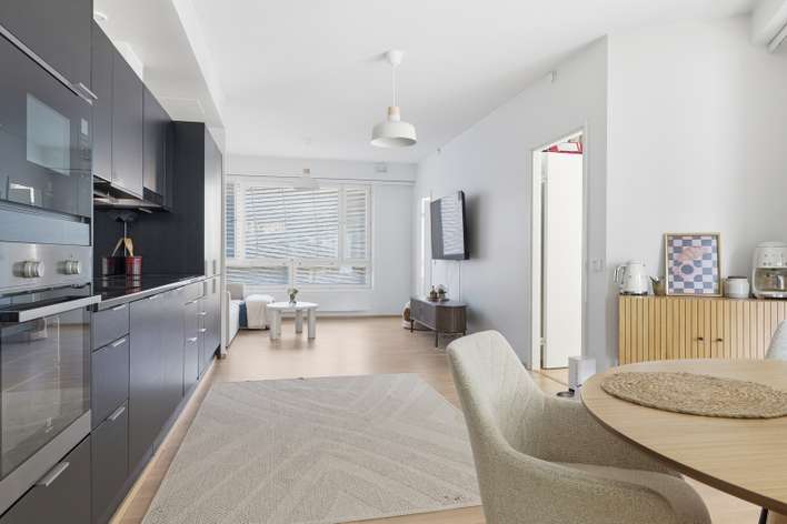 Kerrostalo, 4h+avok+s+p (YJ:4h+kt+s), 84,5 m², Jätkäsaari, Helsinki
