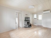 Takkahuone/makuuhuone