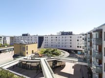 Kiviparintie 2 F