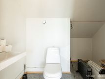 Yläkerran wc