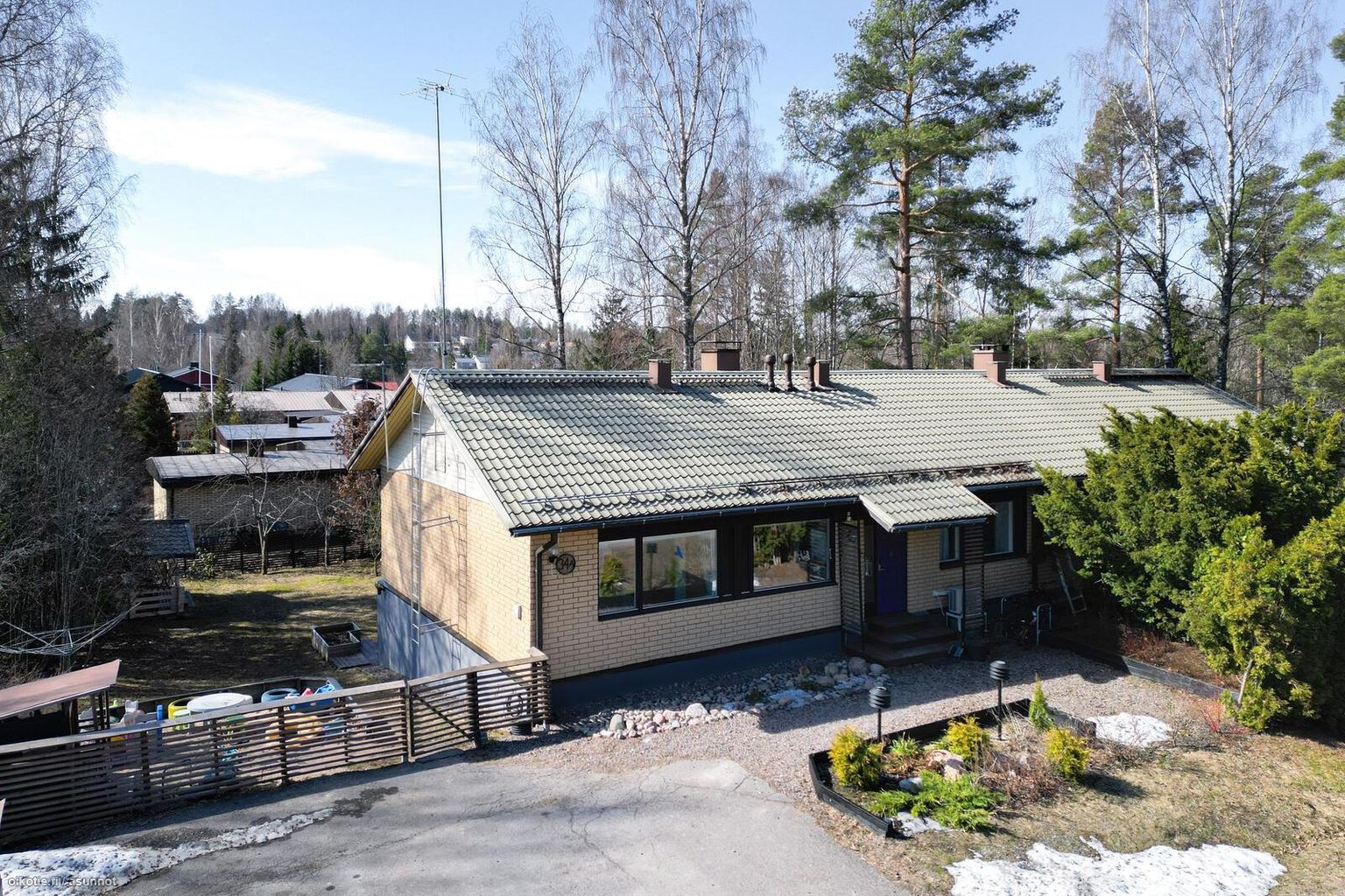 119 m² Ojaniituntie 34 a, 01820 Nurmijärvi Paritalo 5h myynnissä - Oikotie  17258388