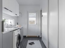 kodinhoitohuoneesta kulku ulos