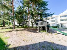 Taloyhtiössä on viihtyisä sisäpiha