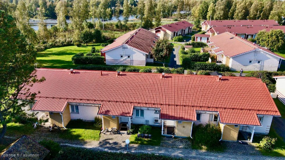 Kirkkopudaksen rannan tuntumassa