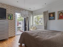 Makuuhuone 1 / Sovrum 1