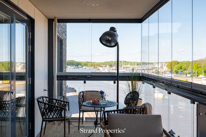 Kerrostalo, 3h, avok., kph/s/wc, wc, lasitettu parveke, autohallipaikka, 78 m², Telakkaranta - Näkymä 3
