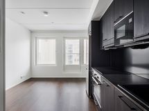 Upeat tummansaväyiset pinnat! Taloyhtiössä on 50m netti!