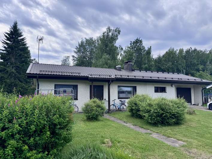 Omakotitalo, Oh, 2mh, k, tkh, vh, khh, pkh, kph, s, at, var, eril.wc, terassi., 90/140 m², Kivisoja, Kärkölä