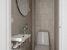 Erillinen WC