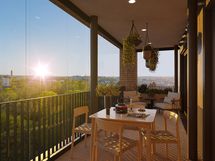 Suuri lasitettu parveke