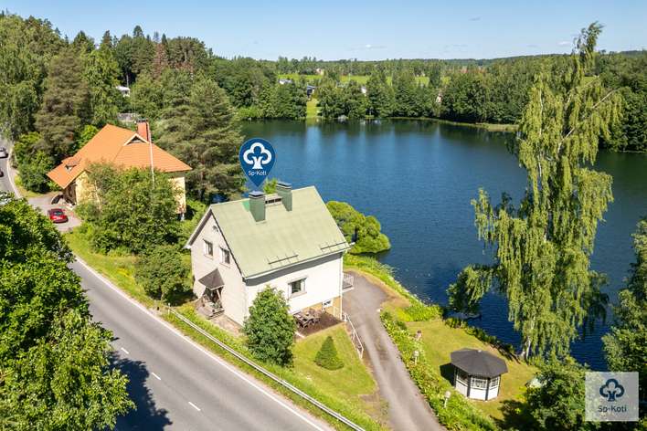 Omakotitalo, 5h+2xk+kph+s+3xwc+at, 200/240 m², Keskusta, Kangasala