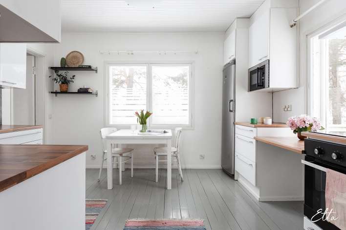 Omakotitalo, 2mh+oh+k+2wc+huone+khh+kph/wc+varasto+ pihasauna, 80 m², Kaerla, Turku