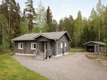 Talo B autokatoksineen