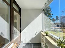 Lasitettu parveke on tilava.