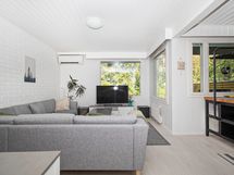 Avoin olohuone/ keittiö yhteys