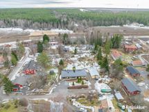 Lähteensilmäntie 15 A / Källängsvägen 15 A