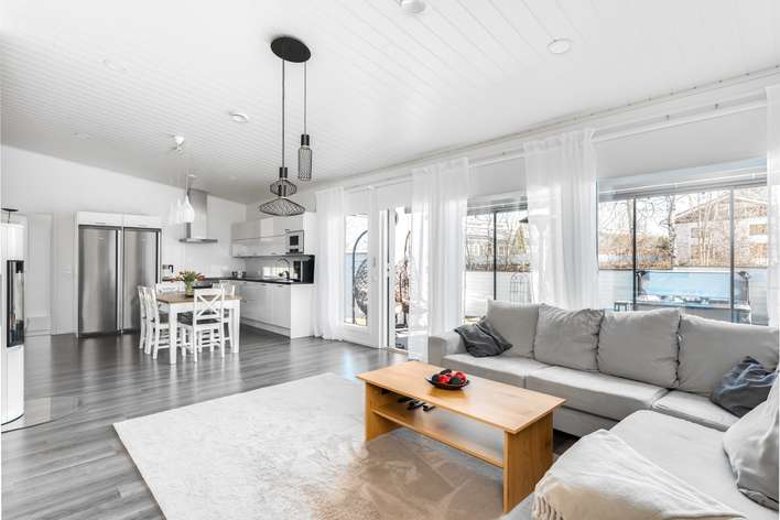 Omakotitalo, 4 h, avok, kph/s, khh, 2 x wc, varasto, 97 m², Lahela, Tuusula