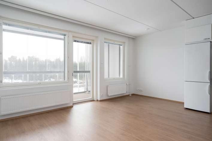 Kerrostalo, 1H+KT+lasitettu parveke, 35,5 m², Rastila, Helsinki