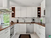 Modernissa keittiössä on ilo kokkailla