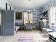 Alakerran makuukammari