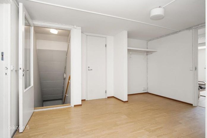 Business premises image