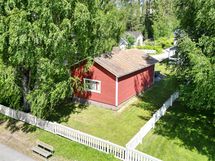 Yritystila Pappilansuoralta päin