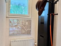 Eteisen naulakko tila