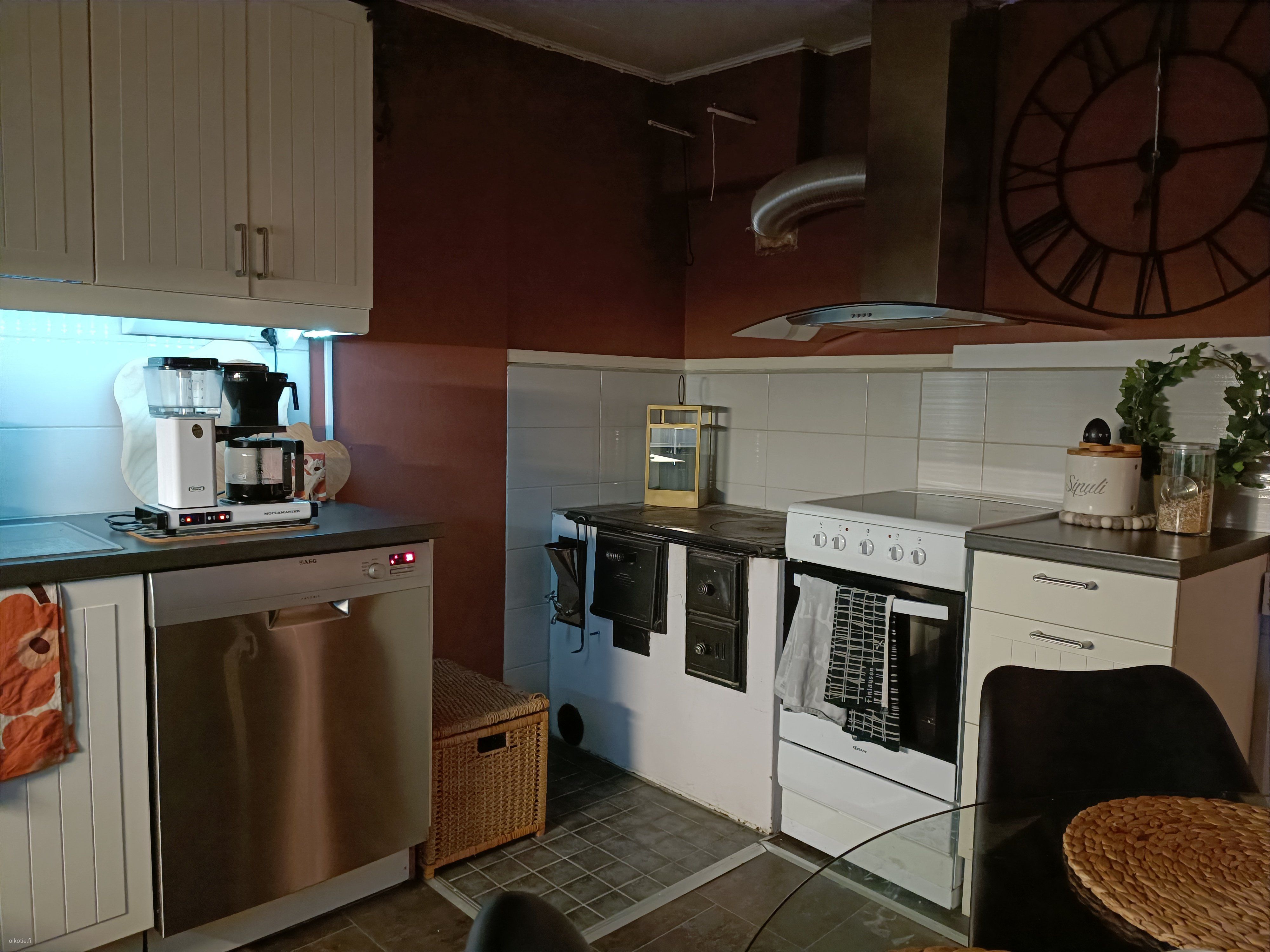 Omakotitalo, 3h + k + s, 86 m², Kivikko