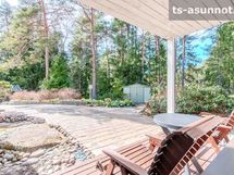 Takkahuoneen terassi