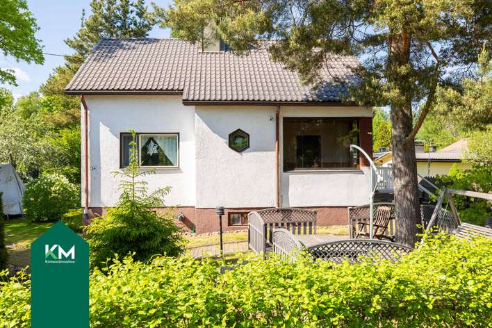 Omakotitalo, 4 h, k,ph,s,wc, at, 96/211 m², Rauhala, Kotka