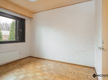 MH3/työhuone tyhjänä.