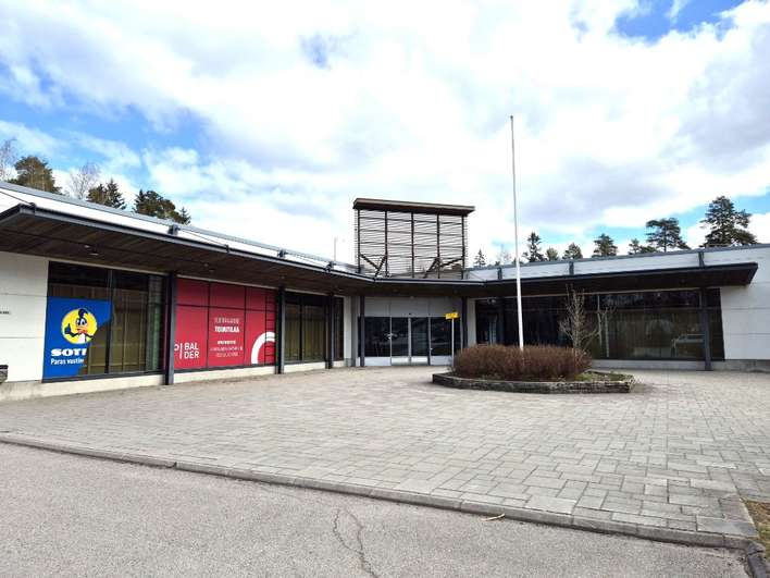 Liiketila, 1 500 m², Ojamo, Lohja