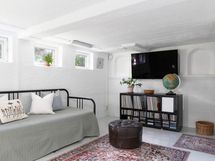 Askartelutila kellarissa