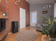 Takkahuone, joka helposti muutettavissa makuuhuoneeksi