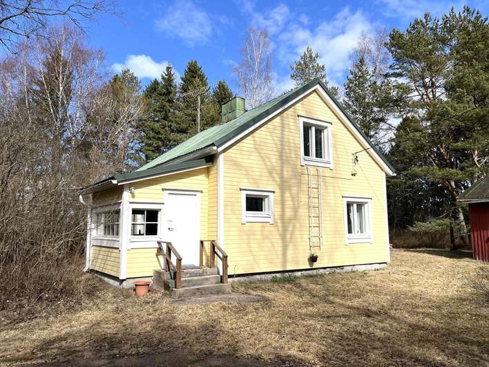Loma-asunto, 4 h , k, wc/suihku, kuisti, 50 m², Eerikkälä, Virolahti