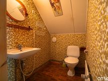 Yläkerran wc