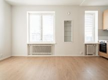 Ikkunat Nordenskiöldinkadulle