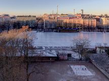 Näkymät olohuoneen ikkunasta.