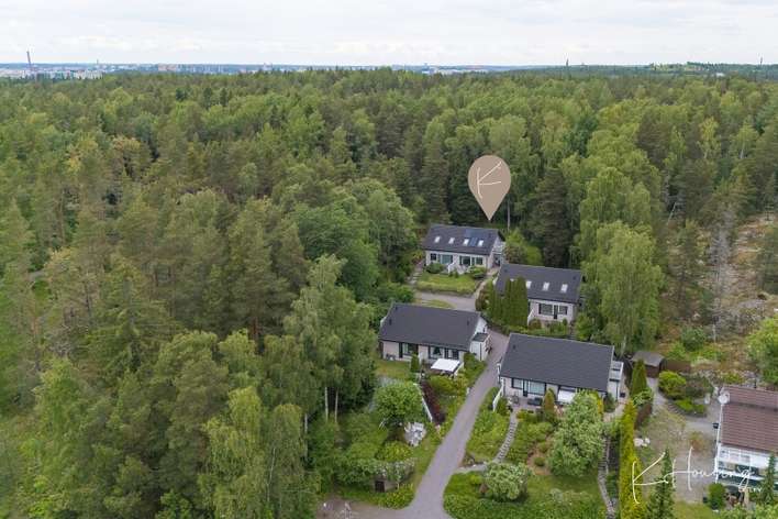 Paritalo, 3h+avok+kph/wc/s+ 2vh+eril.wc+ter+ap, 81,5 m², Ilpoinen, Turku