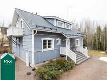 Hiiripöllöntie 13, Siltakylä