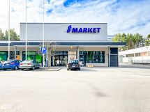 S-market Vuosaari vain kivenheiton päässä.