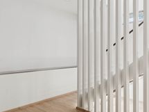 Portaikkoa kellarikerroksessa