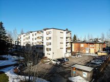 Julkisivu etelään