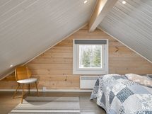 Yläkerran makuuhuone