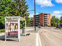 Myös bussipysäkille vain lyhyt kävelymatka.
